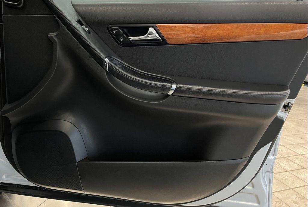 used 2008 Mercedes-Benz R-Class car, priced at $5,995