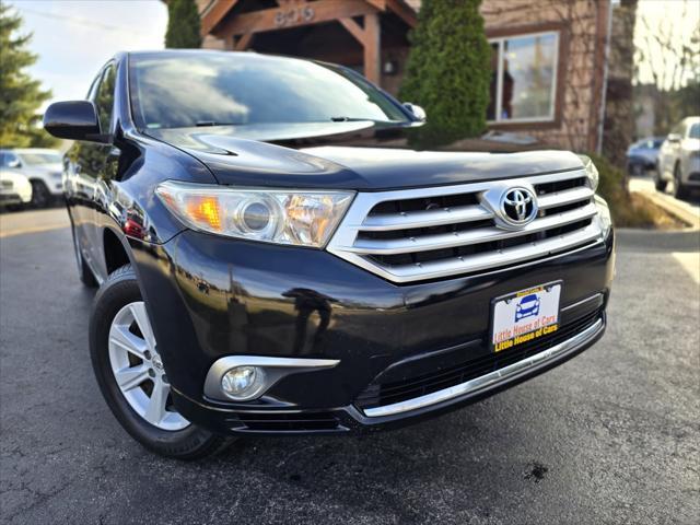 used 2013 Toyota Highlander car, priced at $10,495