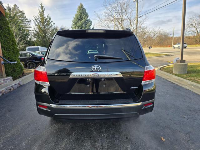 used 2013 Toyota Highlander car, priced at $10,495