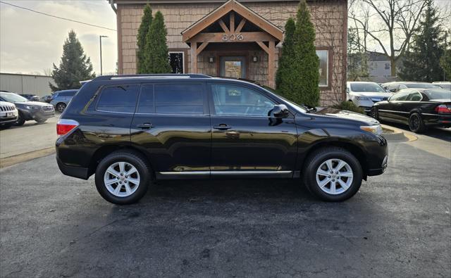 used 2013 Toyota Highlander car, priced at $10,495