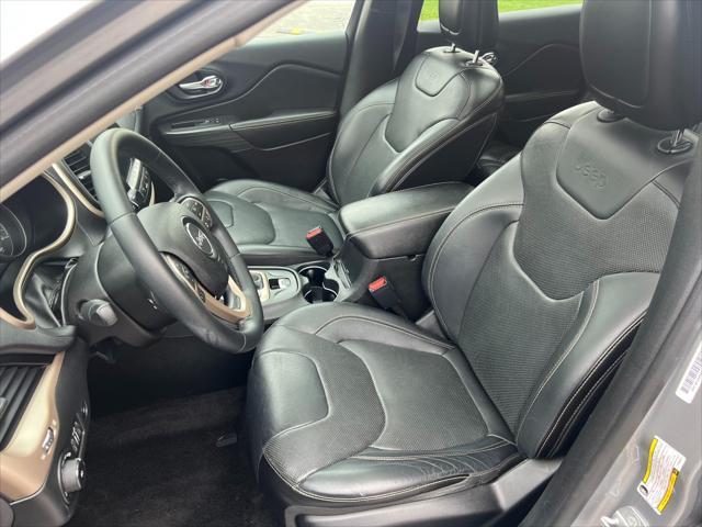 used 2015 Jeep Cherokee car, priced at $11,495