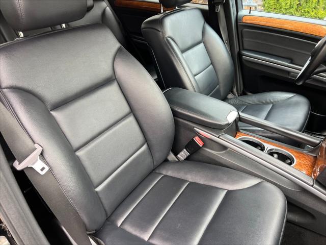 used 2009 Mercedes-Benz M-Class car, priced at $6,495