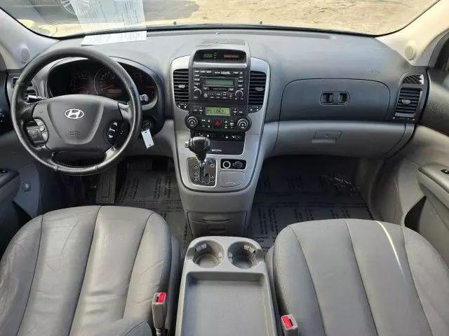 used 2007 Hyundai Entourage car, priced at $4,995