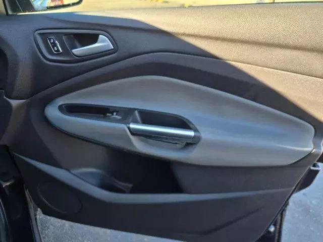 used 2013 Ford Escape car, priced at $7,995