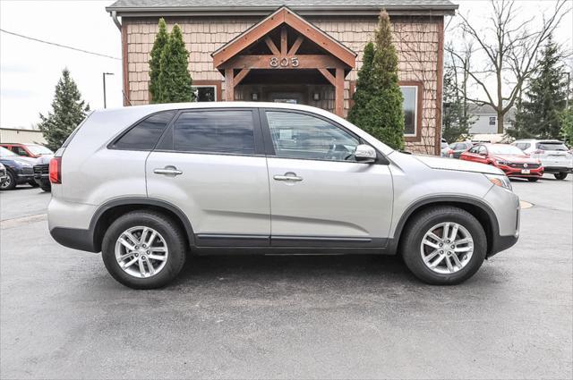 used 2014 Kia Sorento car, priced at $7,995