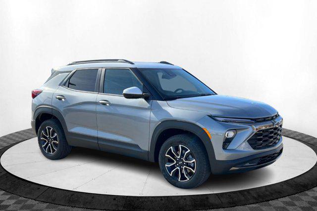 new 2025 Chevrolet TrailBlazer car, priced at $34,325