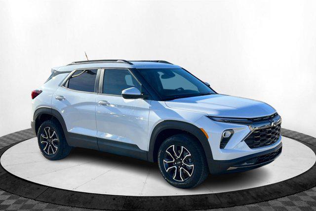 new 2025 Chevrolet TrailBlazer car, priced at $34,075