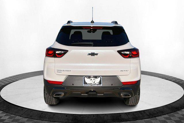 new 2025 Chevrolet TrailBlazer car, priced at $34,075
