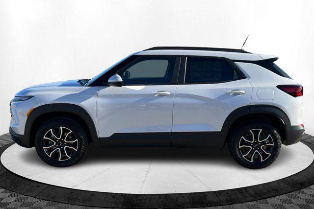 new 2025 Chevrolet TrailBlazer car, priced at $34,075