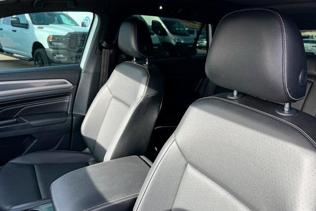 used 2020 Volkswagen Atlas Cross Sport car, priced at $25,043