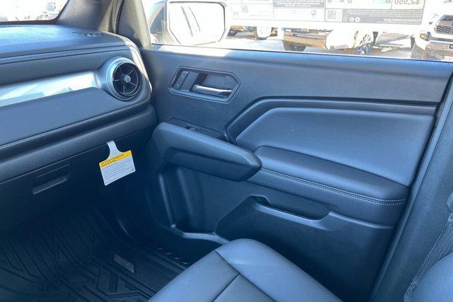 new 2024 Chevrolet Colorado car, priced at $39,610