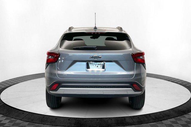 new 2025 Chevrolet Trax car, priced at $25,090