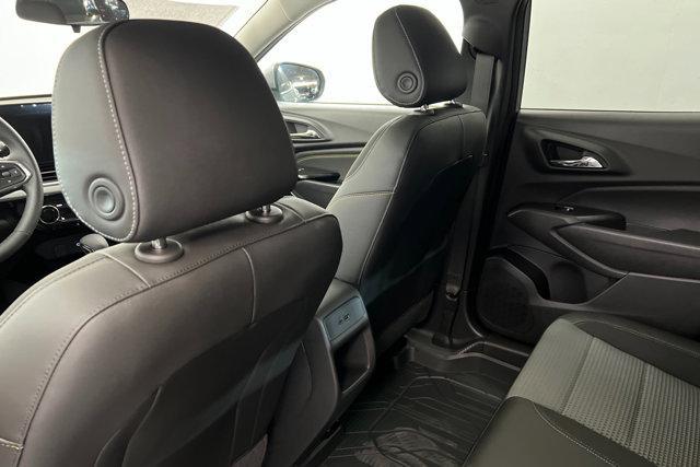 new 2025 Chevrolet Trax car, priced at $25,090