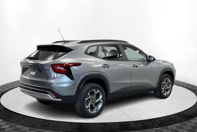 new 2025 Chevrolet Trax car, priced at $25,090