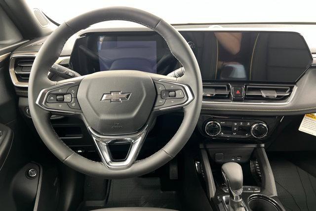new 2025 Chevrolet TrailBlazer car, priced at $33,825