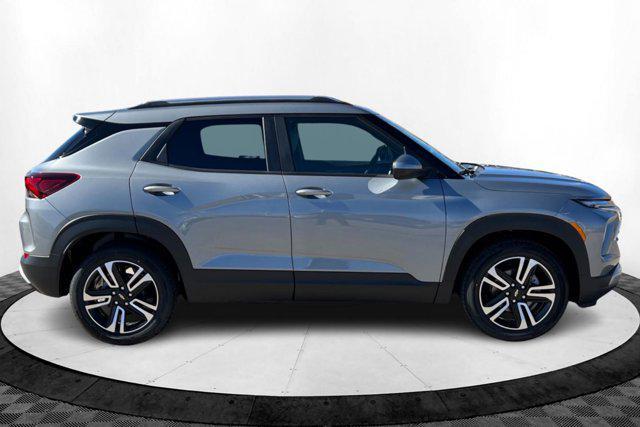 new 2025 Chevrolet TrailBlazer car, priced at $29,715
