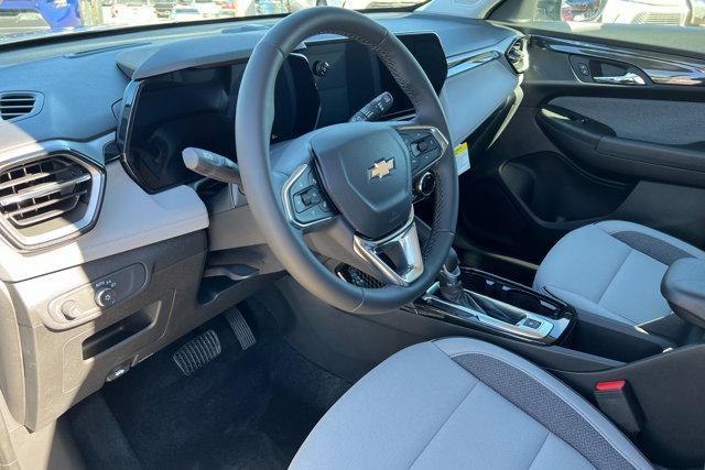 new 2025 Chevrolet TrailBlazer car, priced at $29,715