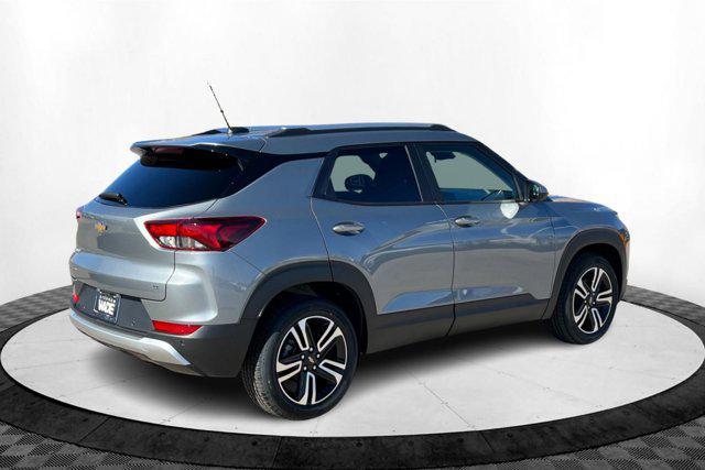 new 2025 Chevrolet TrailBlazer car, priced at $29,715
