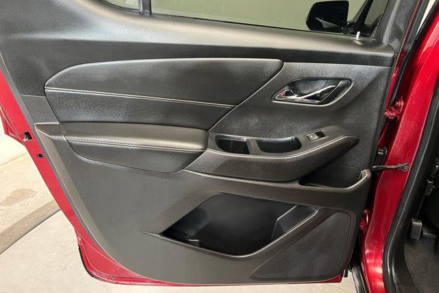 used 2021 Chevrolet Traverse car, priced at $26,977