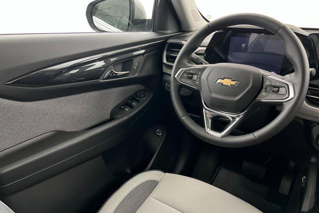 new 2025 Chevrolet TrailBlazer car, priced at $31,570