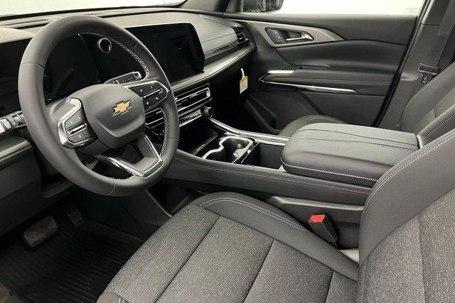 new 2026 Chevrolet Traverse car, priced at $44,115
