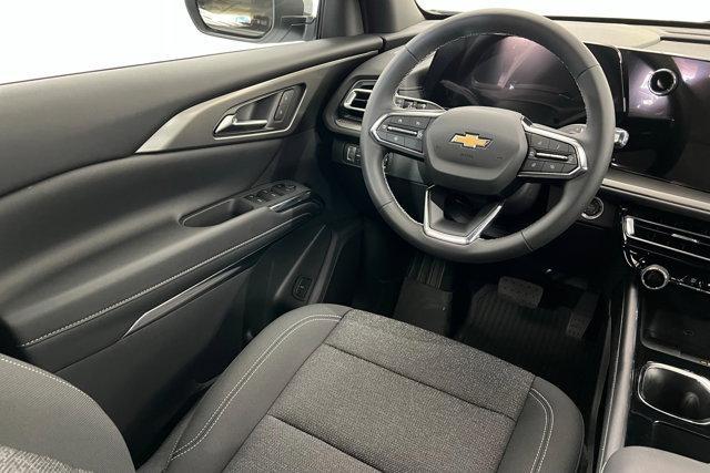 new 2026 Chevrolet Traverse car, priced at $44,115