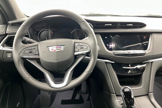 new 2025 Cadillac XT6 car, priced at $54,265