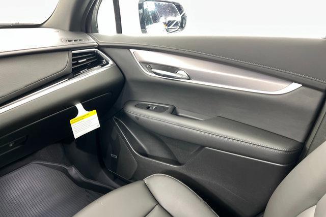new 2025 Cadillac XT6 car, priced at $54,265