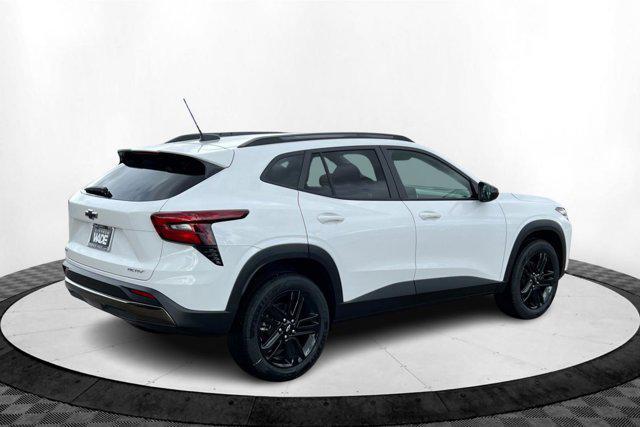 new 2025 Chevrolet Trax car, priced at $26,440