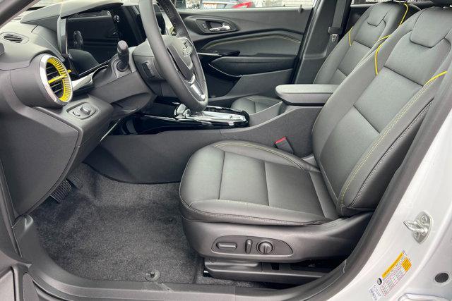 new 2025 Chevrolet Trax car, priced at $26,440