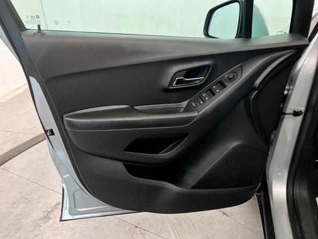 used 2022 Chevrolet Trax car, priced at $21,123