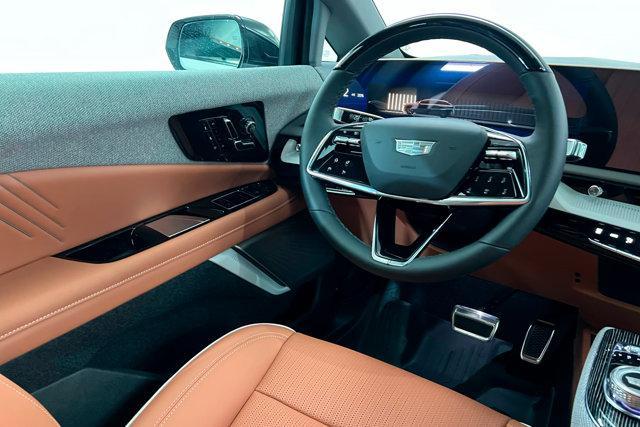 new 2025 Cadillac OPTIQ car, priced at $59,290