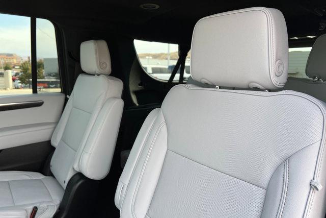 new 2025 Chevrolet Suburban car, priced at $82,090