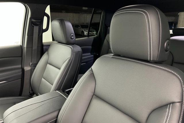 new 2025 Chevrolet Traverse car, priced at $51,225
