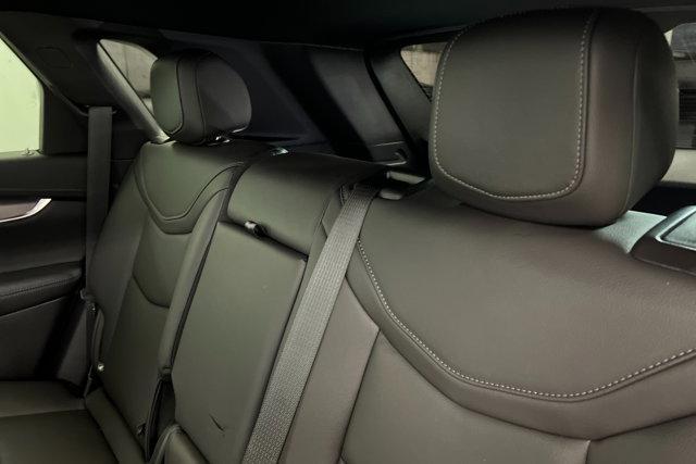 new 2025 Cadillac XT5 car, priced at $47,325