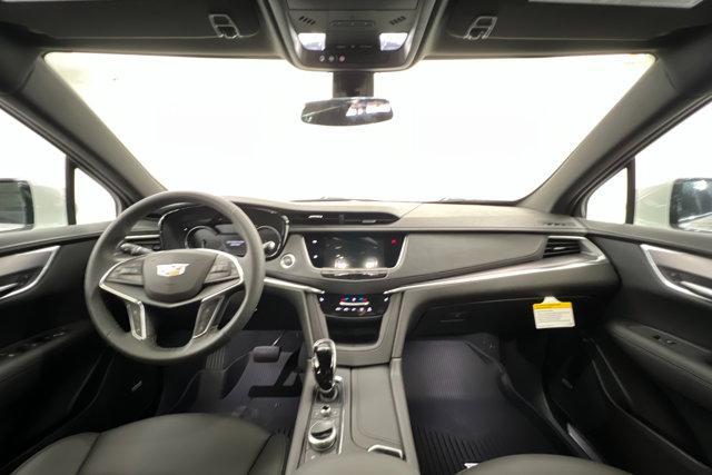 new 2025 Cadillac XT5 car, priced at $47,325
