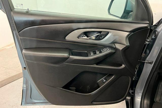 used 2021 Chevrolet Traverse car, priced at $26,763