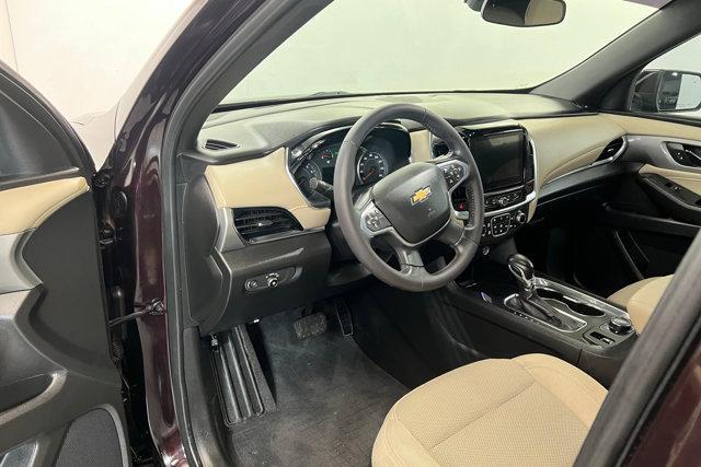 used 2022 Chevrolet Traverse car, priced at $29,115