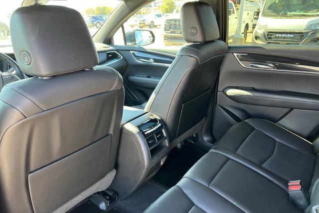 used 2022 Cadillac XT5 car, priced at $31,670