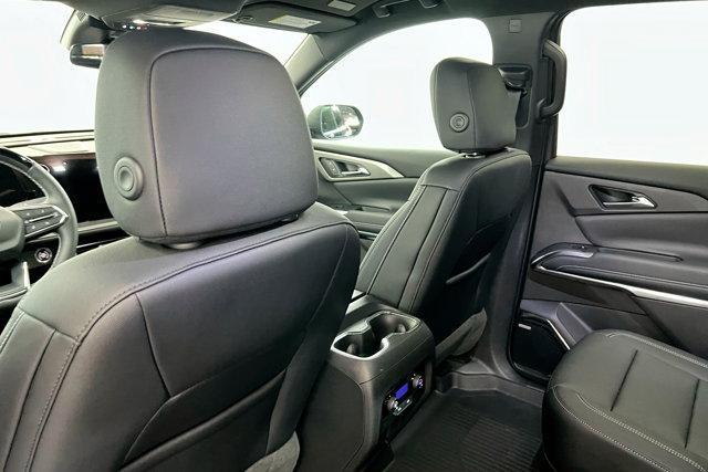 new 2025 Chevrolet Traverse car, priced at $50,230