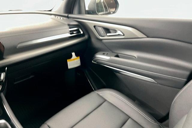 new 2025 Chevrolet Traverse car, priced at $50,230