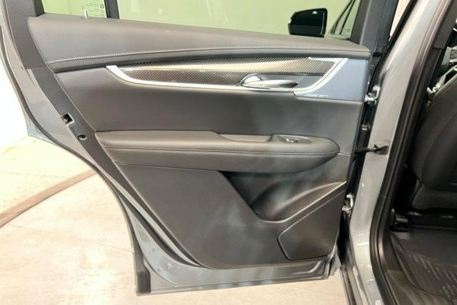new 2025 Cadillac XT6 car, priced at $69,215