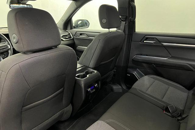 used 2025 GMC Acadia car, priced at $37,076