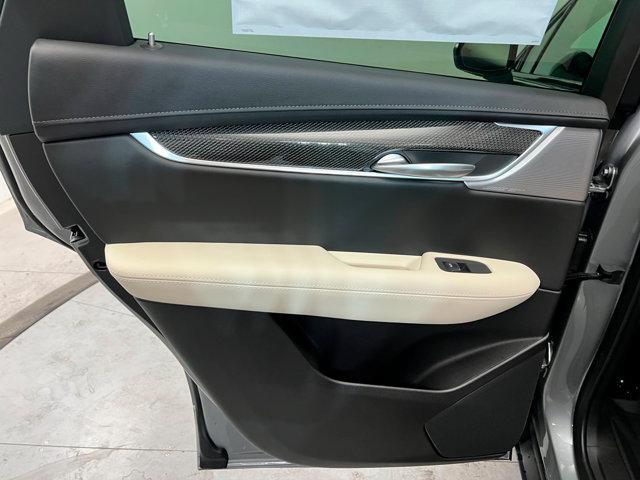 new 2025 Cadillac XT5 car, priced at $65,035