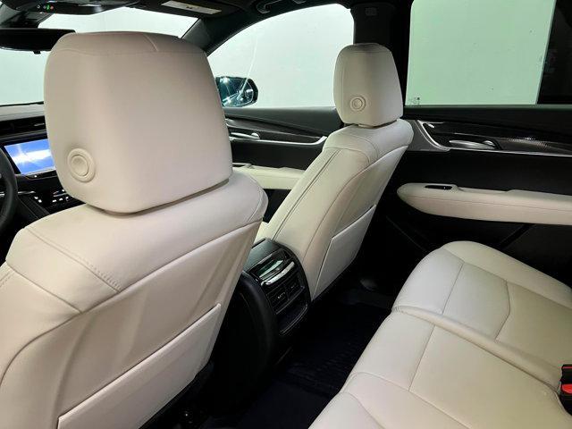 new 2025 Cadillac XT5 car, priced at $65,035