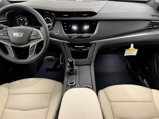 new 2025 Cadillac XT5 car, priced at $65,035