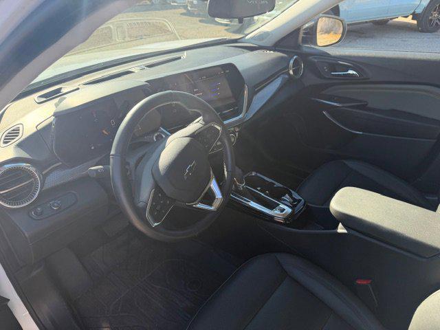 used 2025 Chevrolet Trax car, priced at $24,724