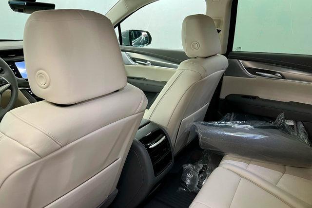 new 2025 Cadillac XT5 car, priced at $59,260
