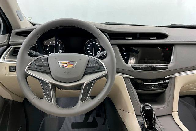 new 2025 Cadillac XT5 car, priced at $59,260