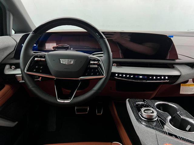 new 2025 Cadillac OPTIQ car, priced at $59,415